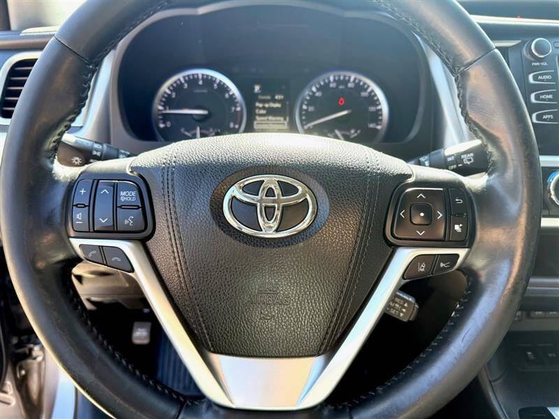 2017 Toyota Highlander XLE