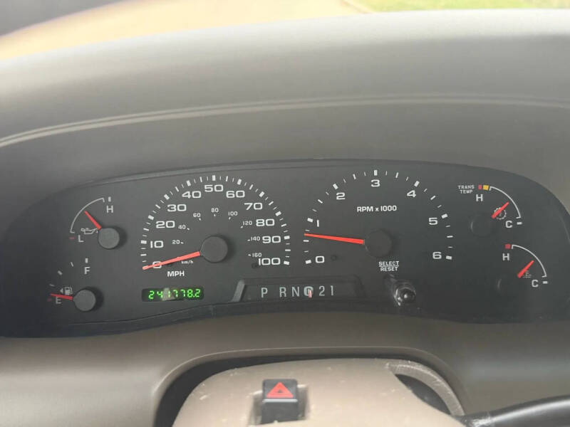 2003 Ford Excursion XLT