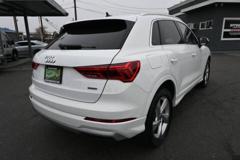 2021 Audi Q3 quattro Premium 40 TFSI