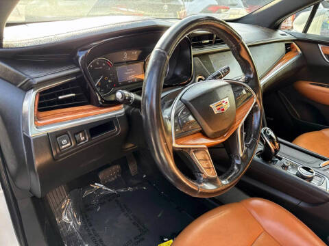 2020 Cadillac XT5 Premium Luxury