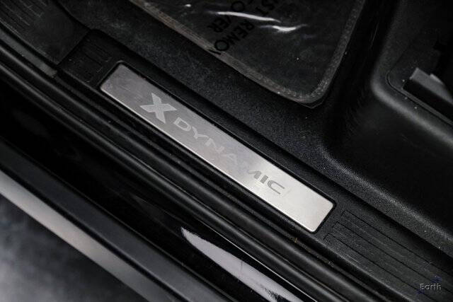 2024 Land Rover Defender 130 P400 X-Dynamic SE