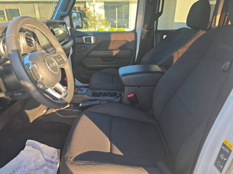 2023 Jeep Wrangler Sahara