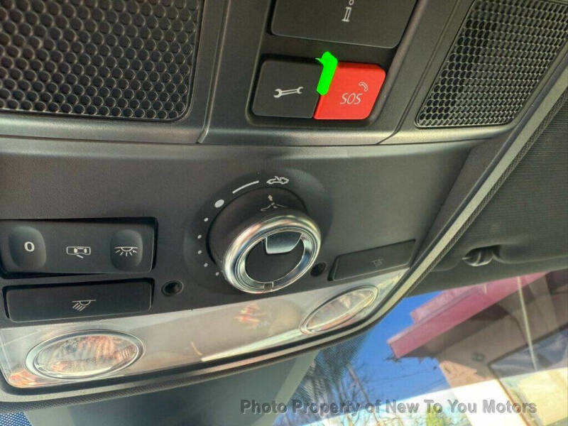 2021 Volkswagen Passat R-Line