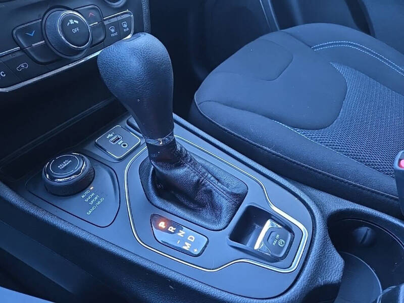 2021 Jeep Cherokee Latitude