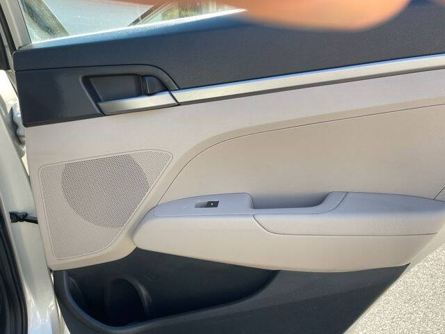 2018 Hyundai Elantra