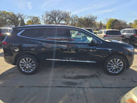 2020 Buick Enclave Essence