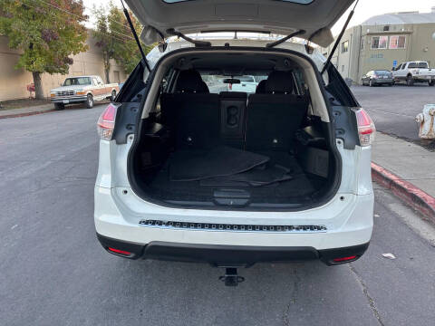 2015 Nissan Rogue SV