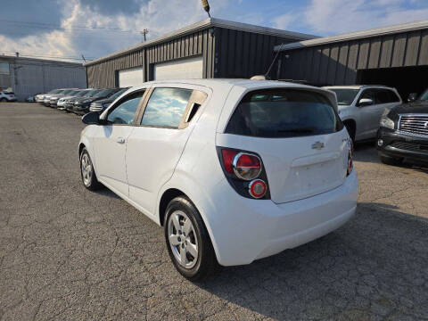 2016 Chevrolet Sonic LS Auto