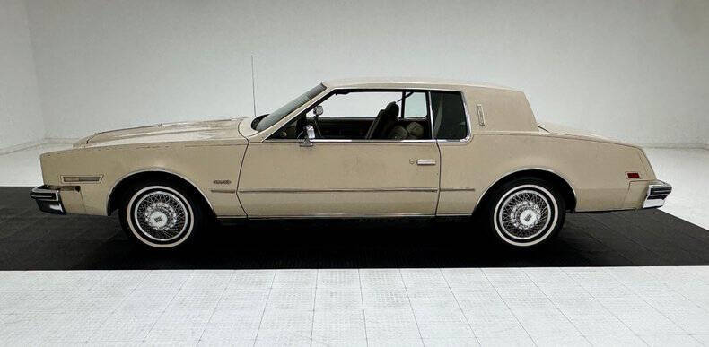 1985 Oldsmobile Toronado Brougham