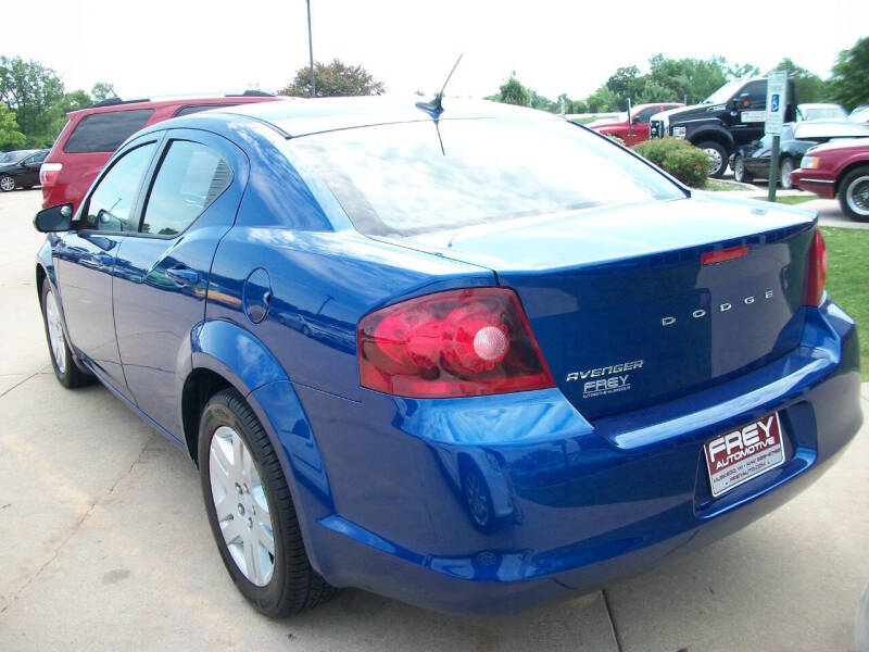 2013 Dodge Avenger SE
