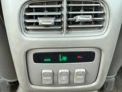 2004 Cadillac DeVille