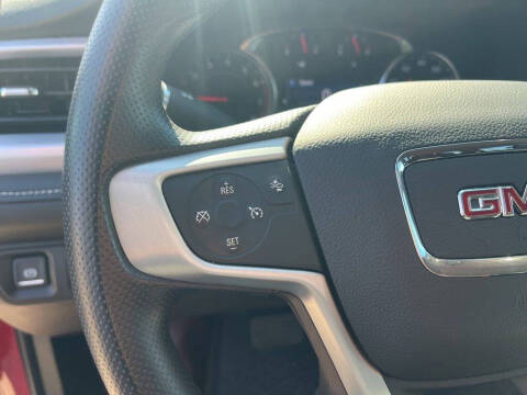 2023 GMC Acadia SLE