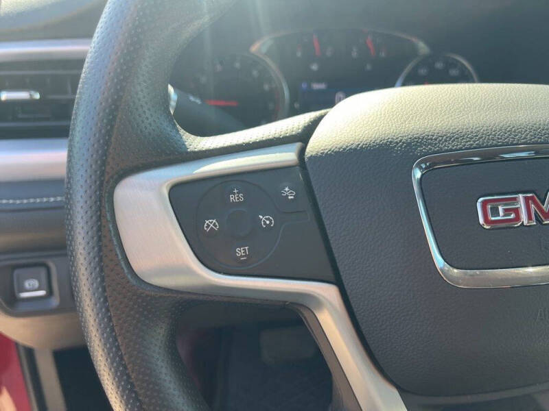 2023 GMC Acadia SLE