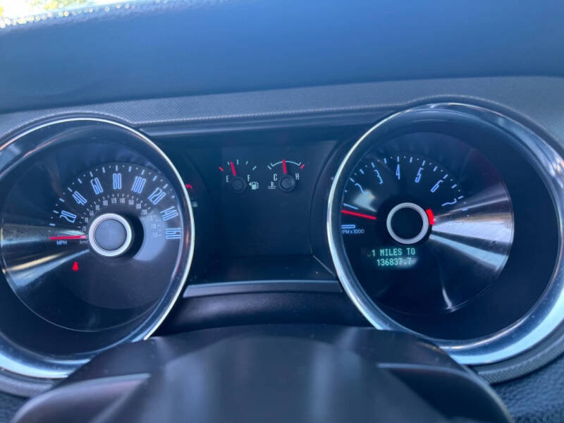 2014 Ford Mustang V6