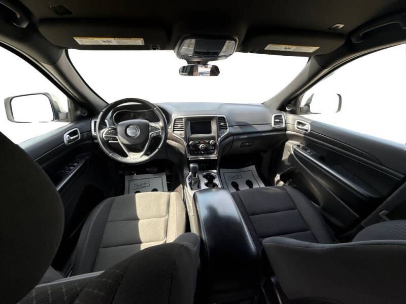 2018 Jeep Grand Cherokee Laredo E