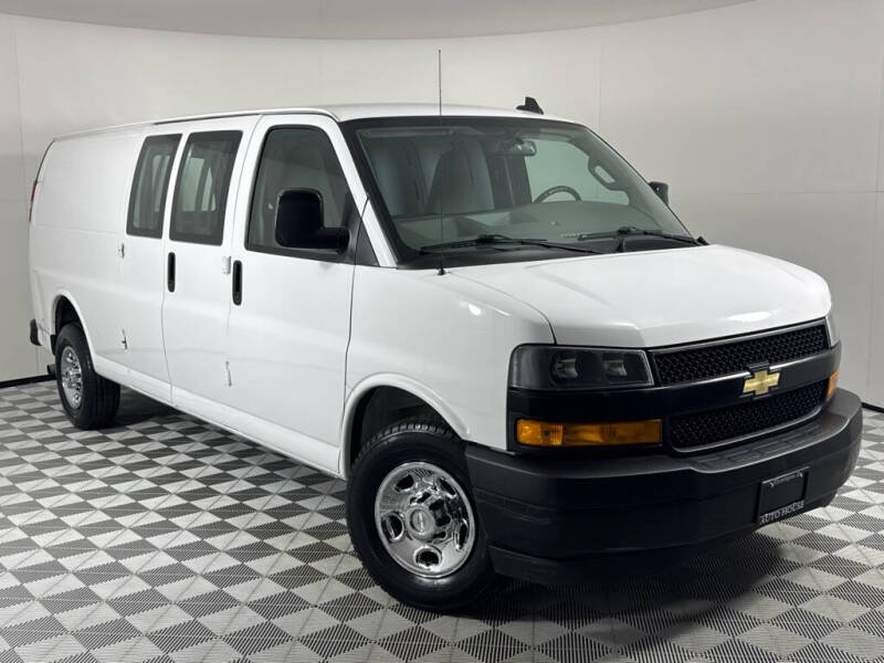 2020 Chevrolet Express 2500