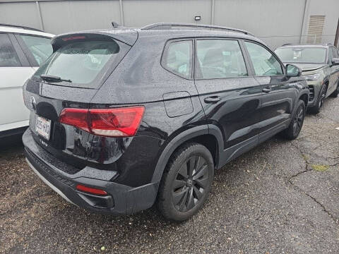 2024 Volkswagen Taos S