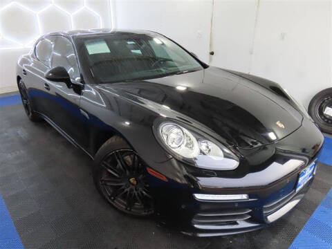 2016 Porsche Panamera Edition
