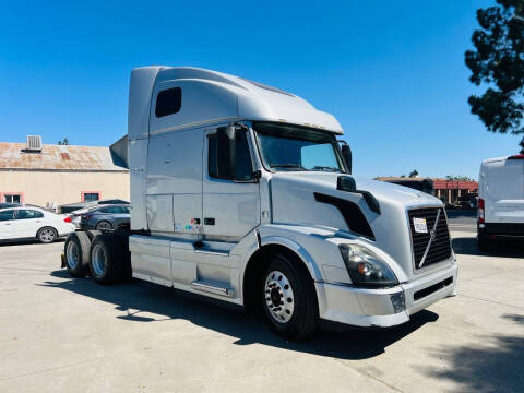 2014 Volvo VNL