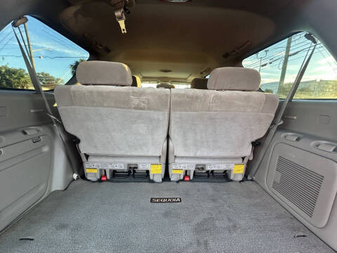 2007 Toyota Sequoia SR5