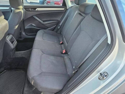 2013 Volkswagen Passat S PZEV