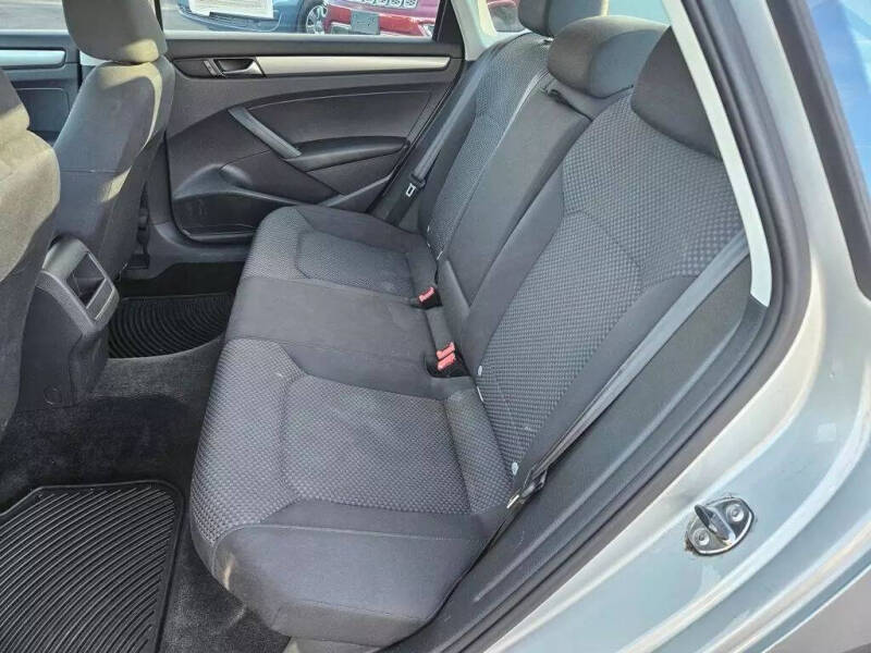 2013 Volkswagen Passat S PZEV