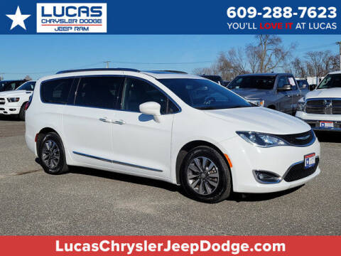 2020 Chrysler Pacifica for sale at Lucas Chrysler Jeep Dodge Ram in Lumberton NJ