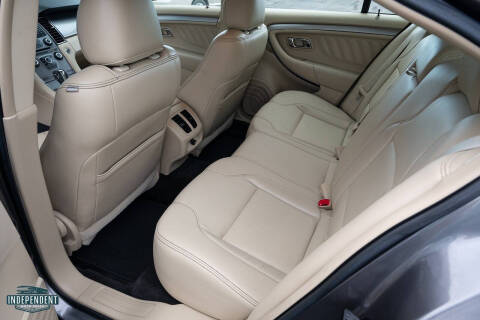 2013 Ford Taurus SEL