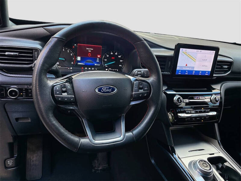 2023 Ford Explorer ST-Line