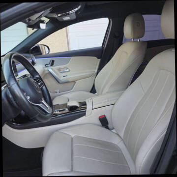 2019 Mercedes-Benz A-Class A 220