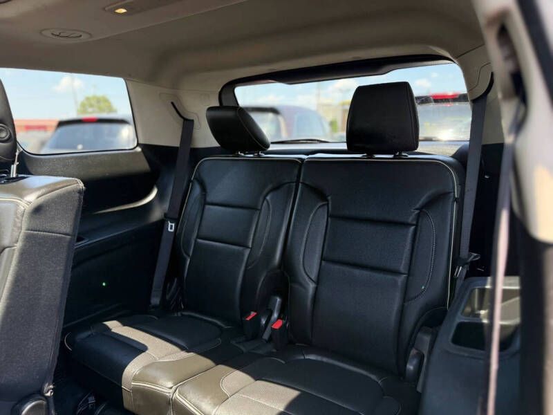 2017 GMC Acadia Denali