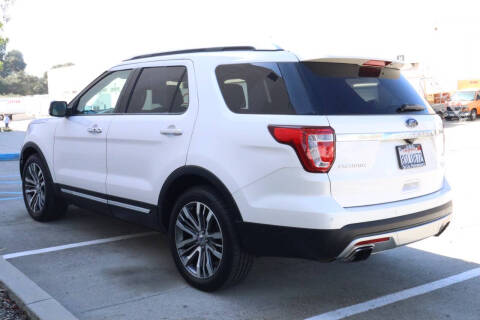 2017 Ford Explorer Platinum