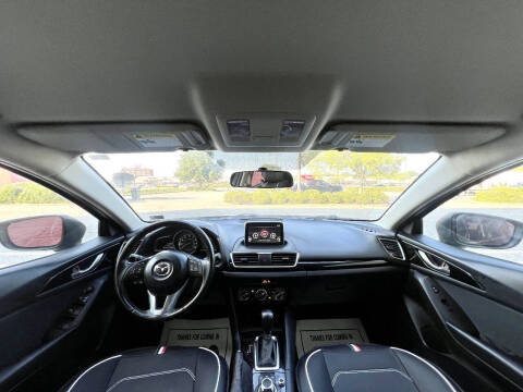 2015 Mazda MAZDA3 i Touring