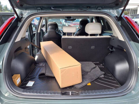 2025 Kia Niro EX
