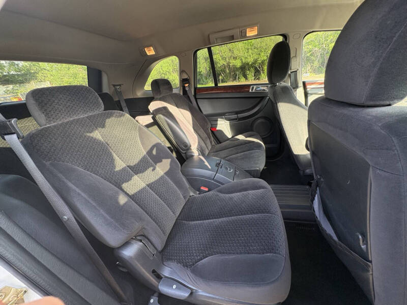 2005 Chrysler Pacifica Touring