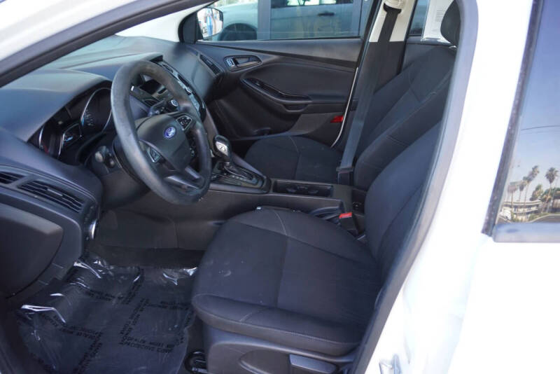 2016 Ford Focus S