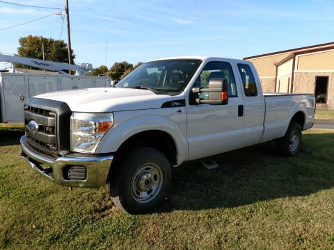 2012 Ford F-250 Super Duty for sale at KW TRUCKING OF KS in Saint Paul KS