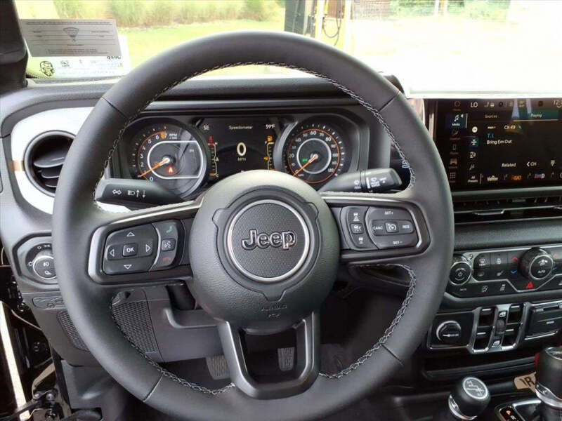 2025 Jeep Gladiator Sport S