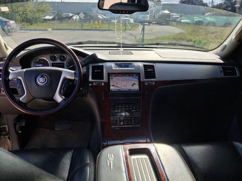 2013 Cadillac Escalade Luxury