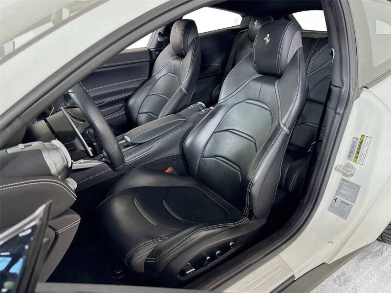 2019 Ferrari GTC4Lusso T