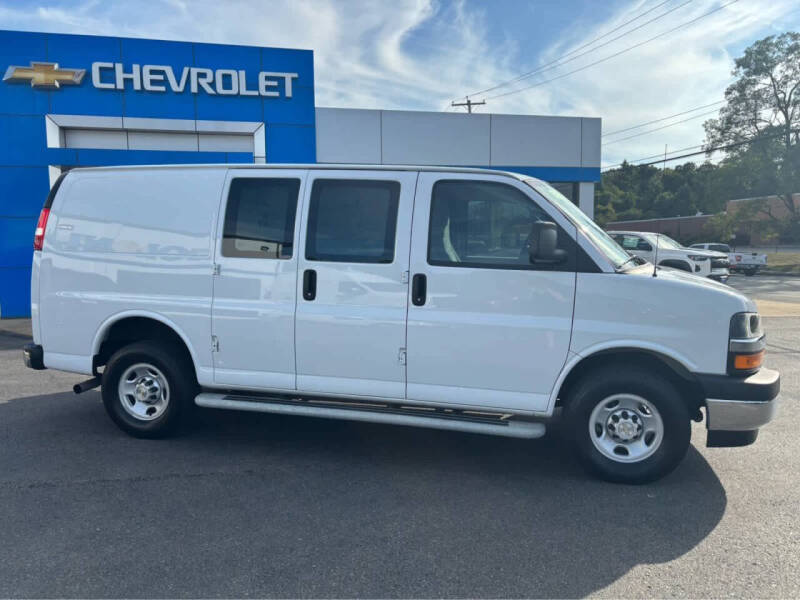 2024 Chevrolet Express 2500