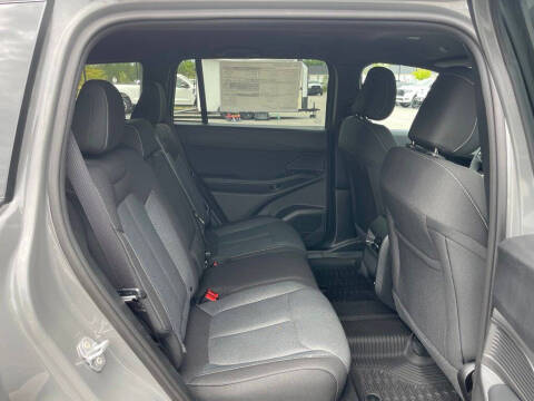 2026 Jeep Cherokee Laredo