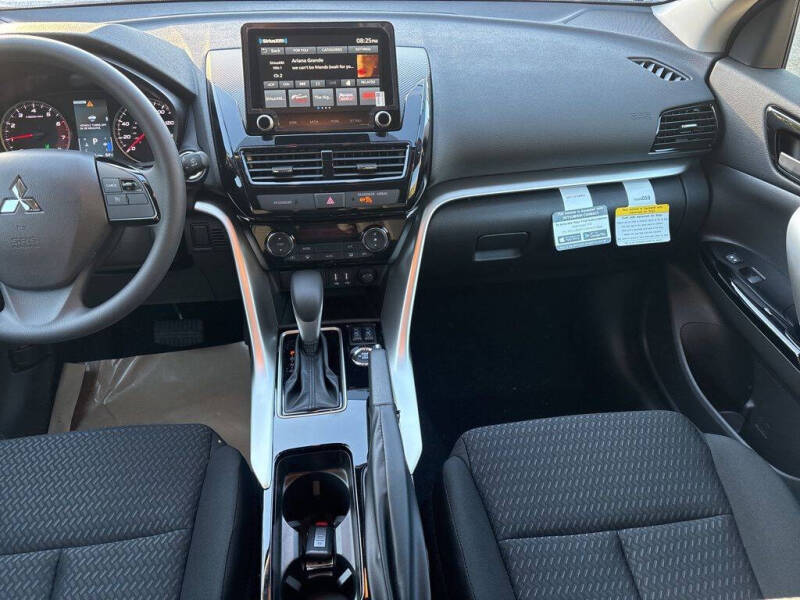 2026 Mitsubishi Eclipse Cross LE