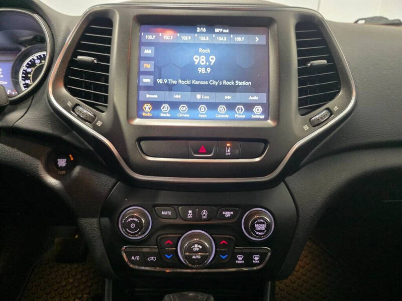 2022 Jeep Cherokee Trailhawk