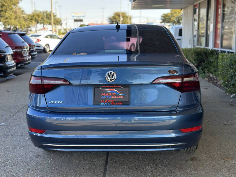 2020 Volkswagen Jetta R-Line