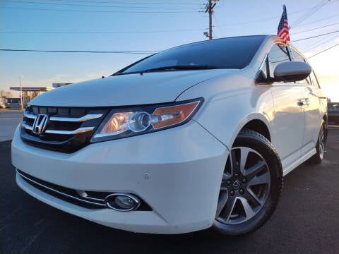 2015 Honda Odyssey for sale at Derby City Automotive in Bardstown KY