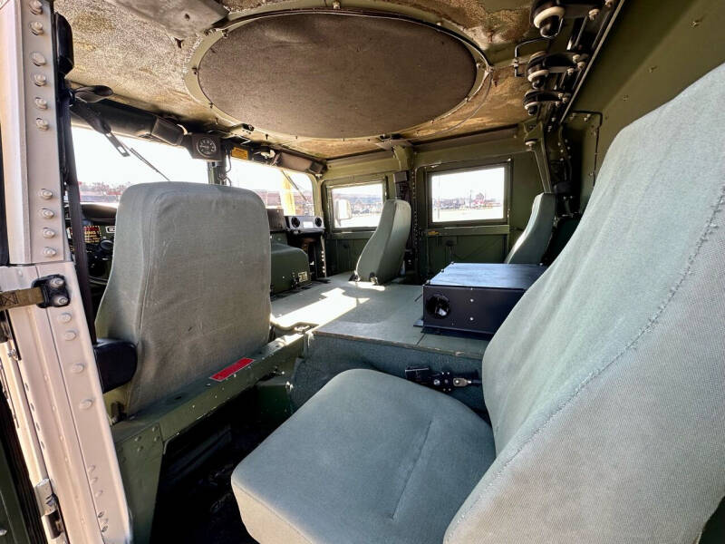 2009 AM General M1165A1