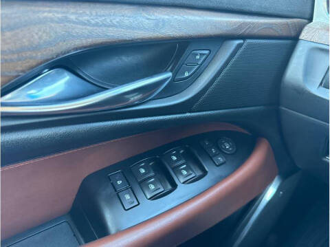 2016 Cadillac Escalade Premium Collection