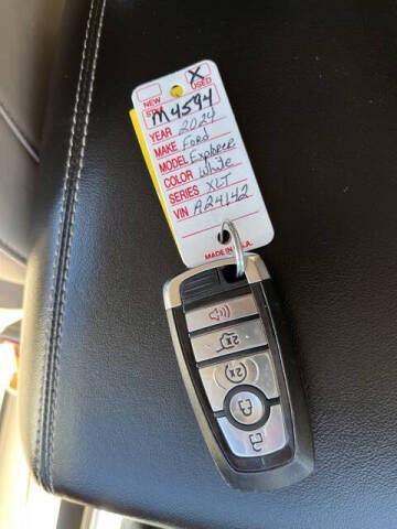 2024 Ford Explorer XLT