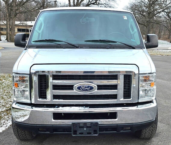 Used 2014 Ford E-Series Econoline Wagon XLT with VIN 1FBNE3BL5EDB01054 for sale in New Lenox, IL